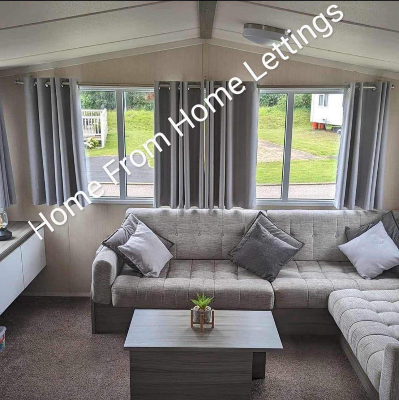 Home From Home Lettings At Tattershall Lakes - The Green 외부 사진