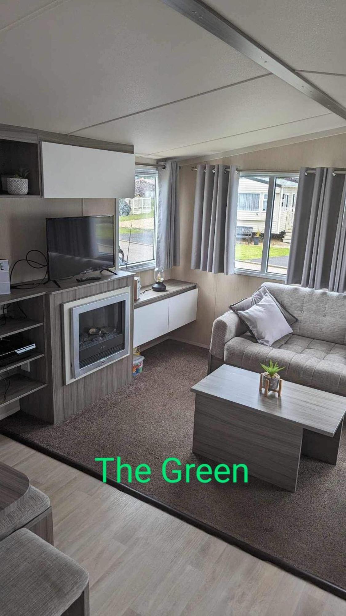 Home From Home Lettings At Tattershall Lakes - The Green 외부 사진